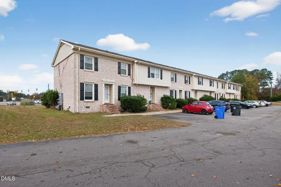 407 Kirkcaldy Court, Fayetteville, NC 28314 - #2