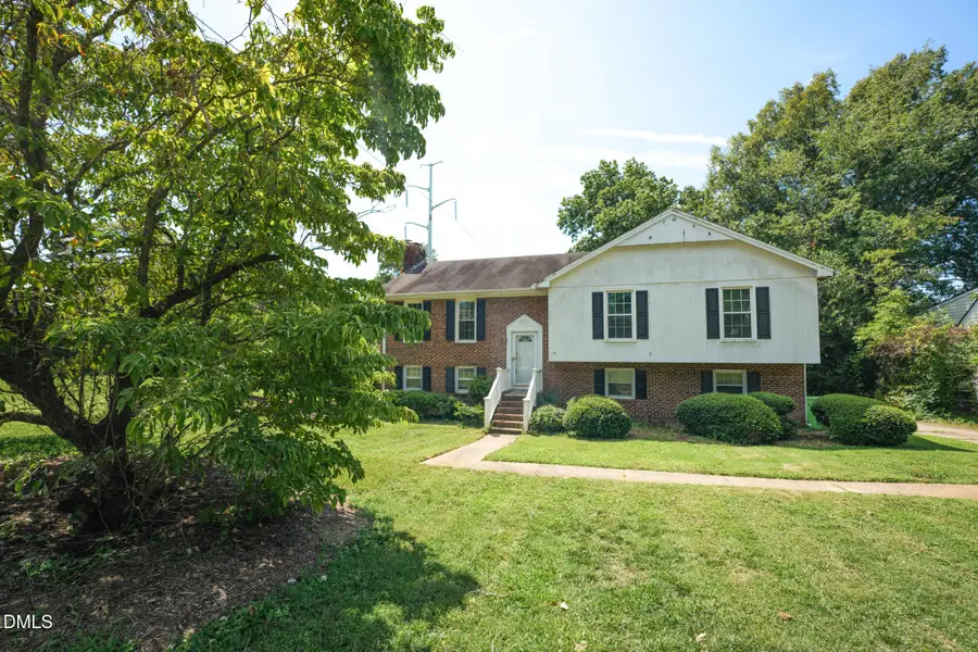 3307 Roundtree Court, Raleigh, NC 27607 - #2