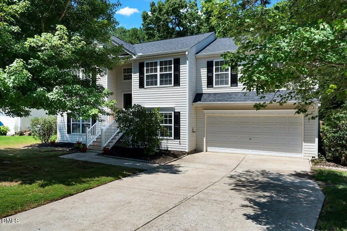 529 Dogwood Creek Place, Fuquay Varina, NC 27526 - #1
