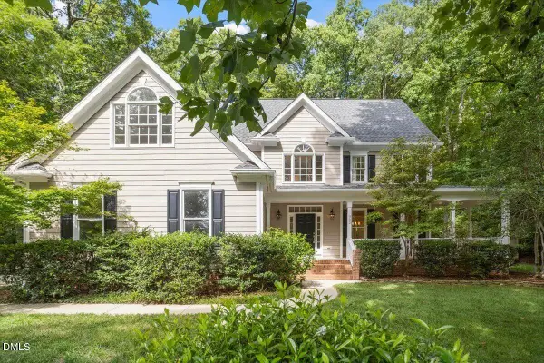 305 Wyndham Drive, Chapel Hill, NC 27516