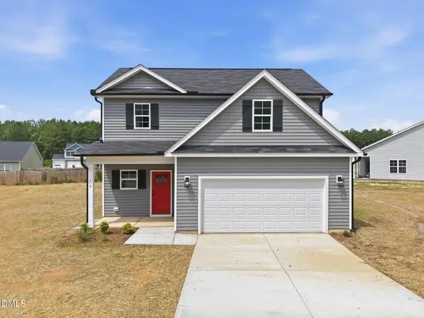16 Loganberry Avenue, Bunnlevel, NC 28323