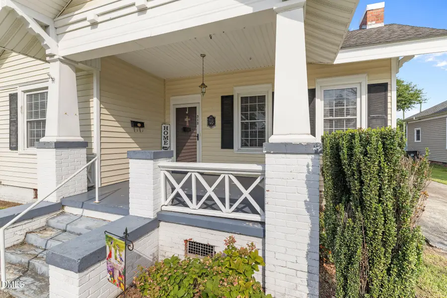 313 N Breazeale Avenue, Mount Olive, NC 28365 - #3
