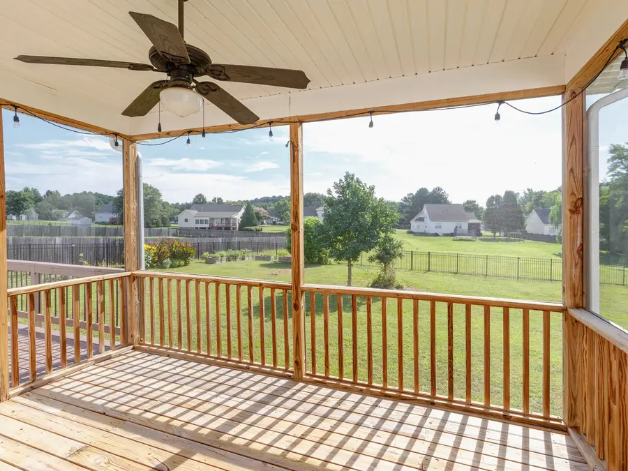 75 Glen Oaks Drive, Youngsville, NC 27596 - #2