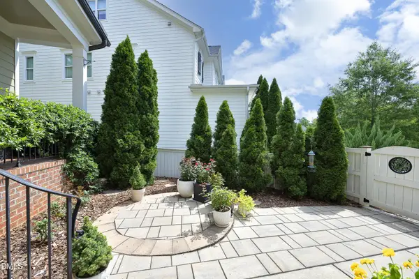 121 Ruskin Drive, Chapel Hill, NC 27516