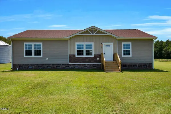 1088 Stewart Road, Four Oaks, NC 27524