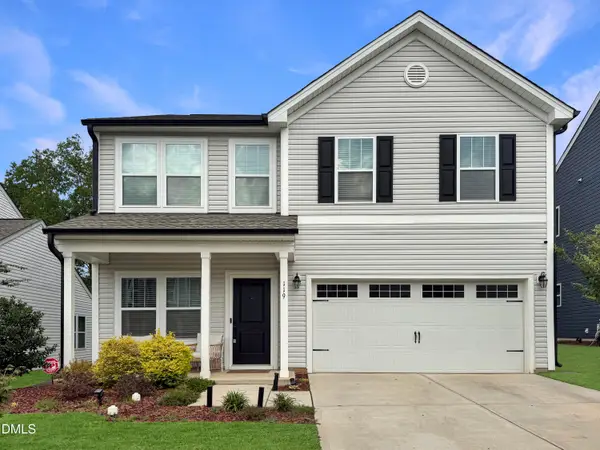 119 Bent Willow Drive, Clayton, NC 27527