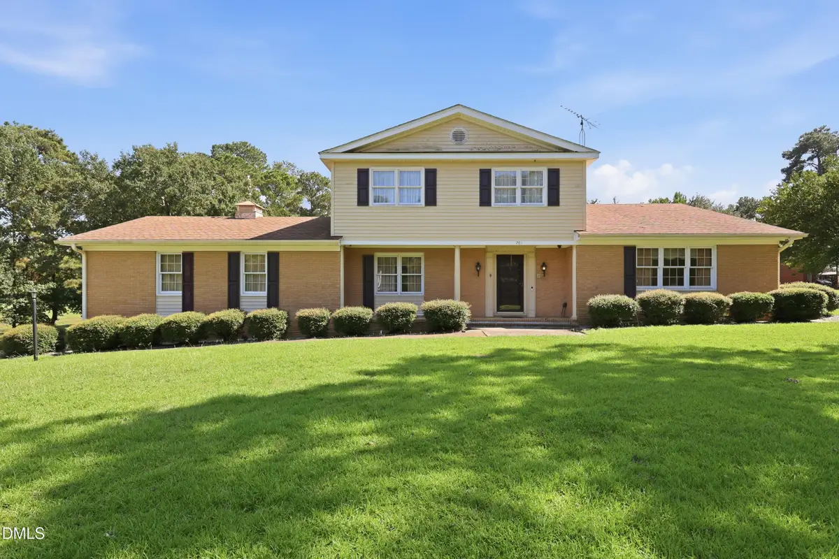 701 Sunset Avenue, Clinton, NC 28328 - #1