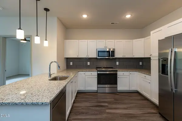 2218 Gathering Square Court, Fuquay Varina, NC 27526