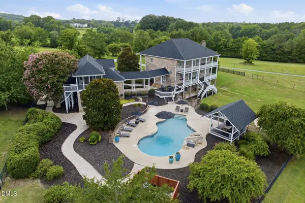 405 Deer Pond Way, Siler City, NC 27344