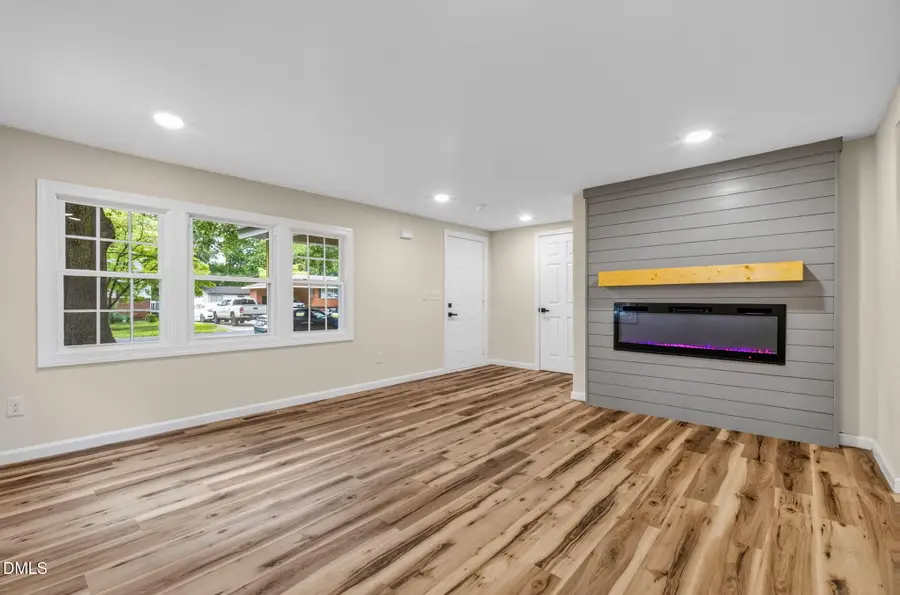 107 E Underwood Avenue, Smithfield, NC 27577 - #2