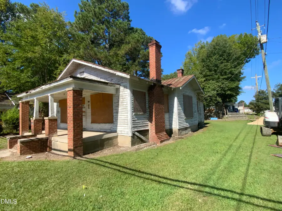 411 N Magnolia Avenue, Dunn, NC 28334 - #2