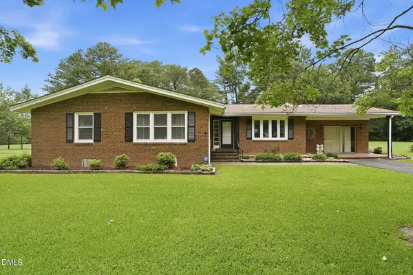 3615 Longleaf Drive, Elm City, NC 27822