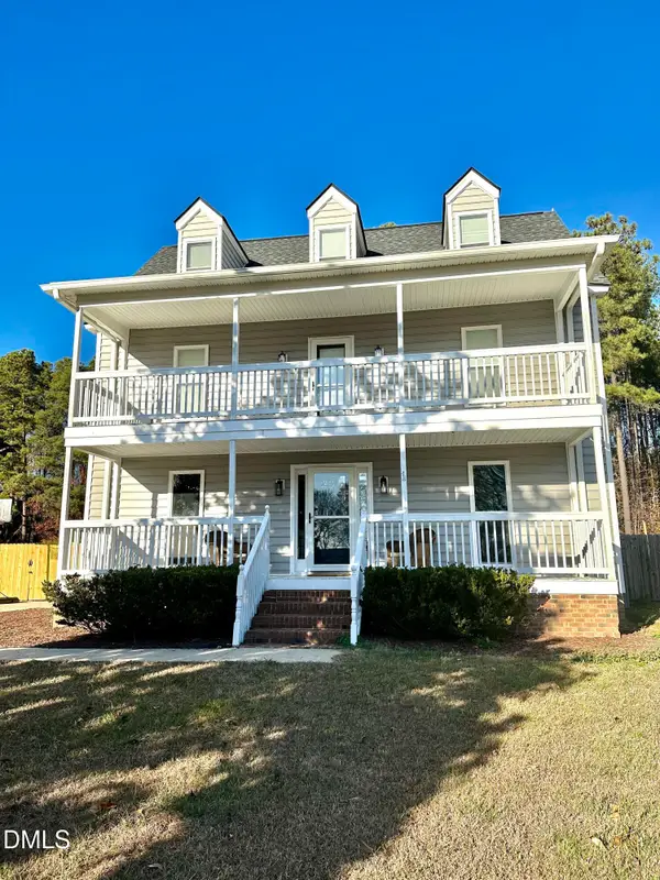2037 Queen Charlotte Place, Raleigh, NC 27610