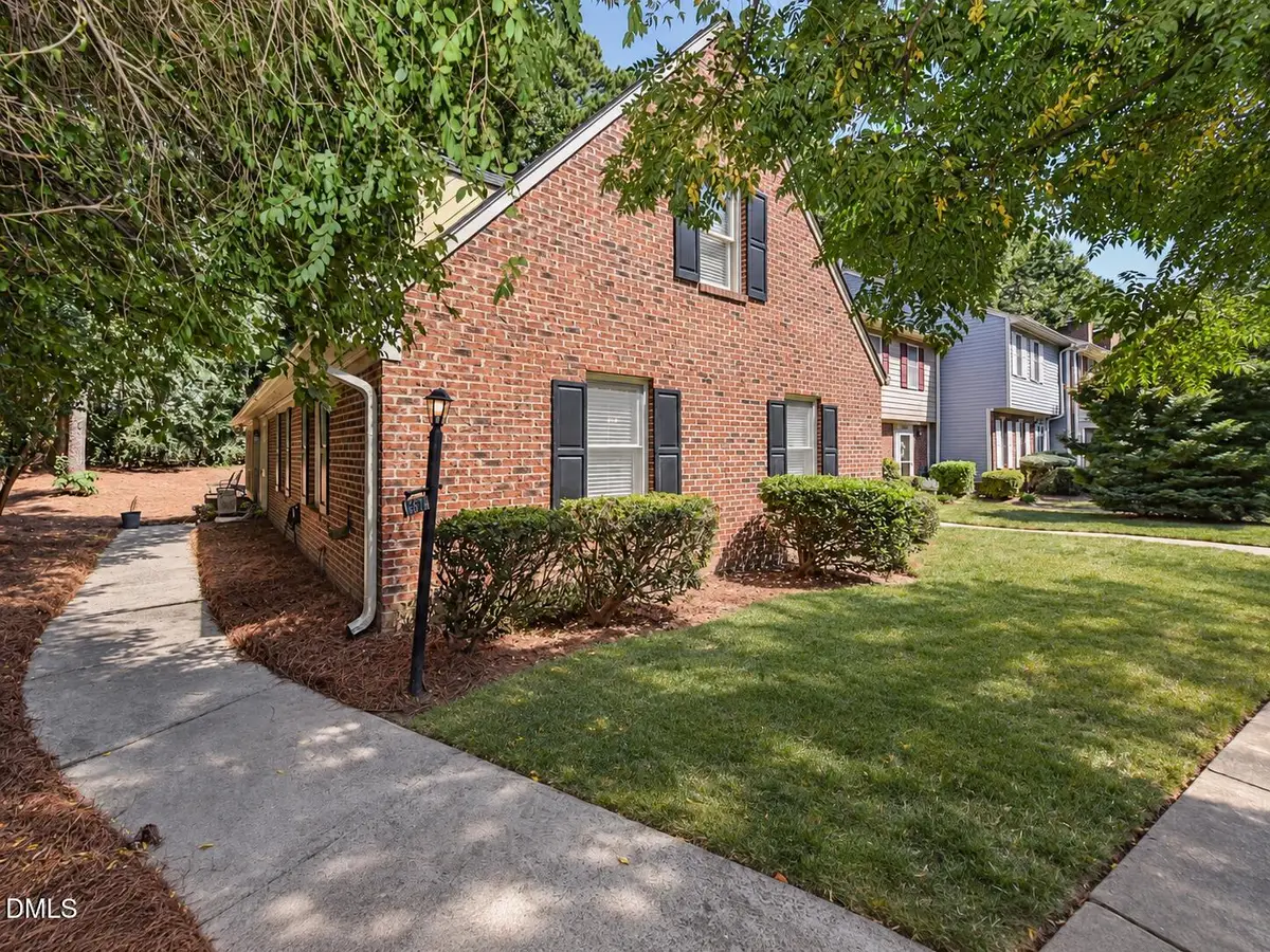 5674 Hamstead Crossing, Raleigh, NC 27612 - #1
