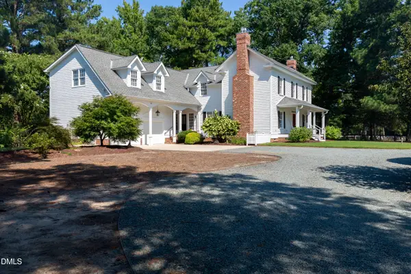 190 Oakley Farm Road, Chapel Hill, NC 27517
