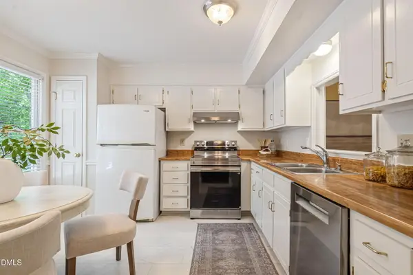 1523 Woodcroft Drive, Raleigh, NC 27609