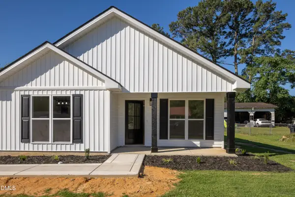 103 Harmon Street, Clinton, NC 28328