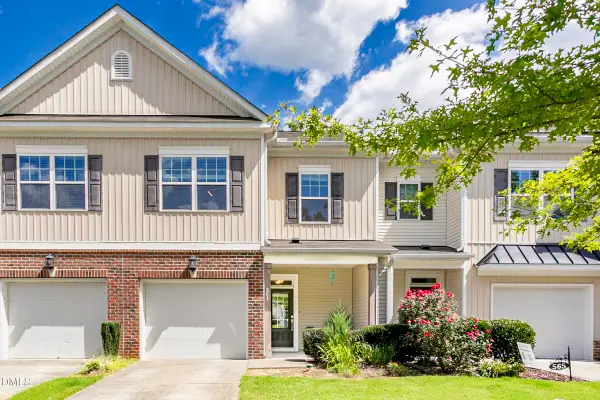561 Summit Trail Drive, Hillsborough, NC 27278