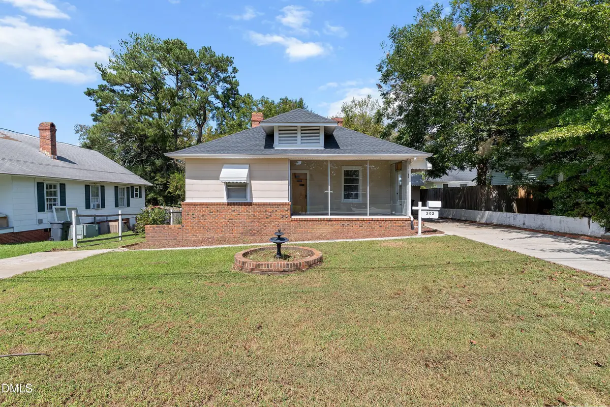 302 W E Street, Erwin, NC 28339 - #1