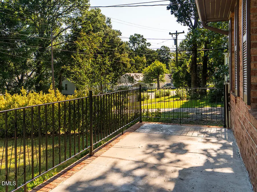 933 Graham Street, Burlington, NC 27217 - #3