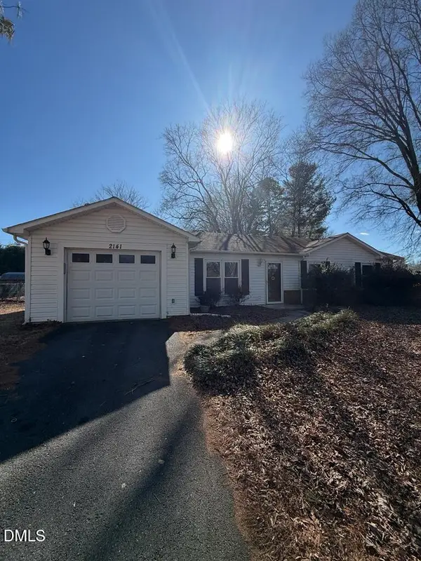 2141 Stonehaven Road, Kernersville, NC 27284