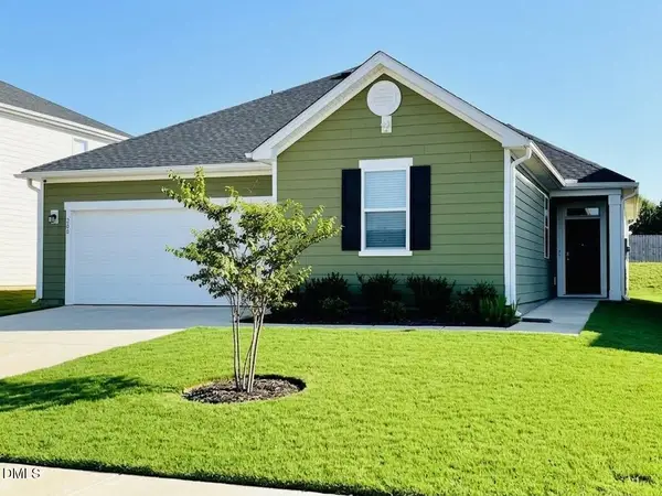200 Chestnut Oak Lane, Lillington, NC 27546