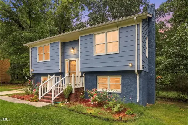 9 Cairn Court, Durham, NC 27705