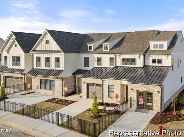261 Periwinkle Place, Clayton, NC 27527