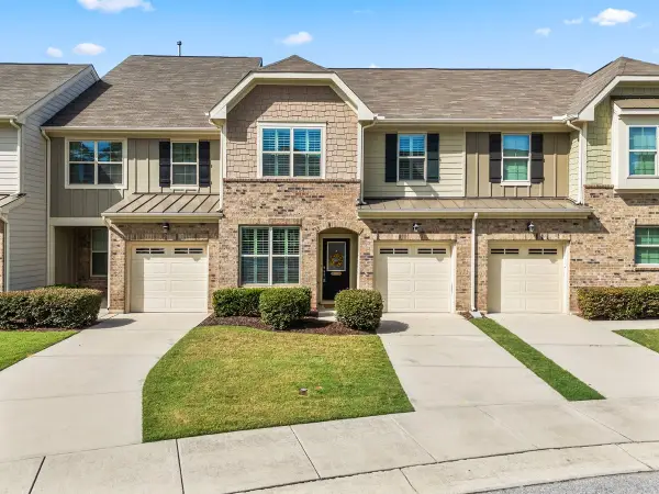 9320 Lennox Laurel Circle, Raleigh, NC 27617