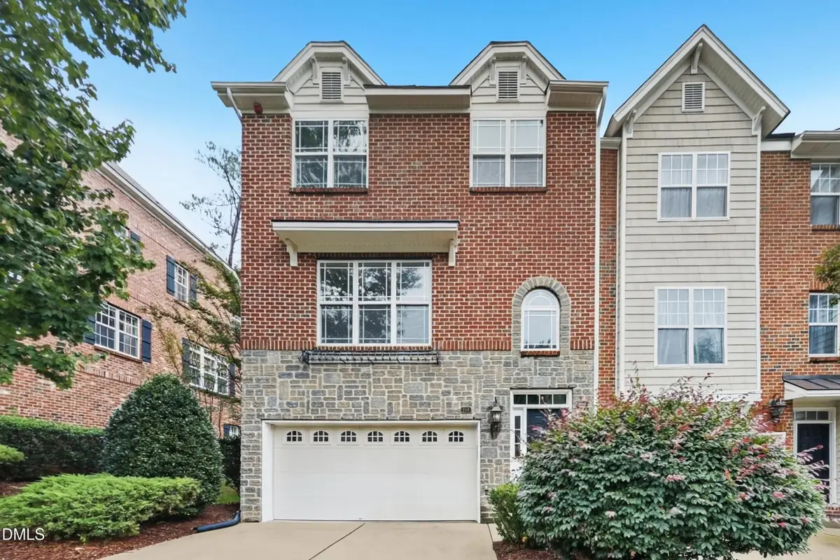 208 Napa Valley Way, Chapel Hill, NC 27516 - #1
