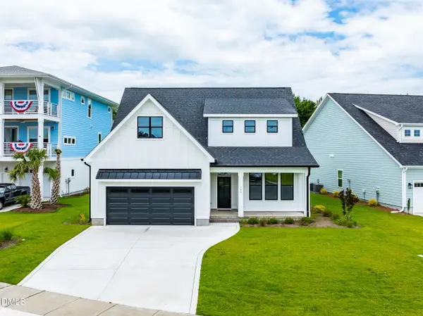 366 Summerhouse Drive, Holly Ridge, NC 28445