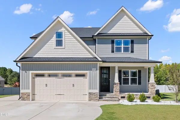 105 Hampshire Court, Four Oaks, NC 27524