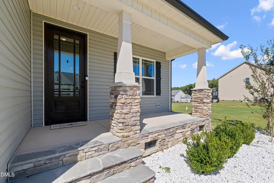 105 Hampshire Court, Four Oaks, NC 27524 - #2