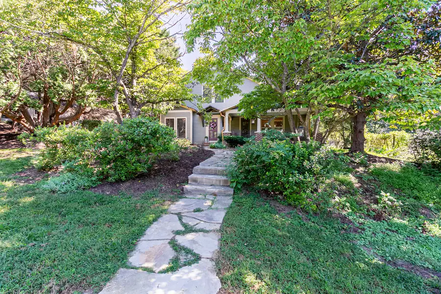 114 N Occoneechee Street, Hillsborough, NC 27278 - #2