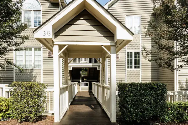 313 Glen Echo Lane, Cary, NC 27518
