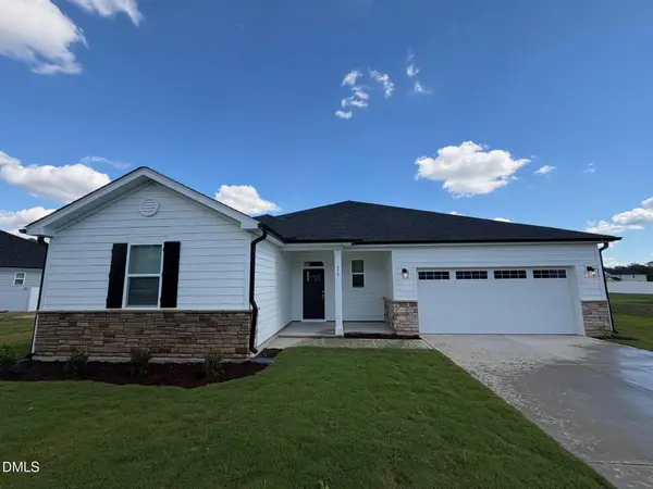 375 Rockhaven Drive, Fuquay Varina, NC 27526