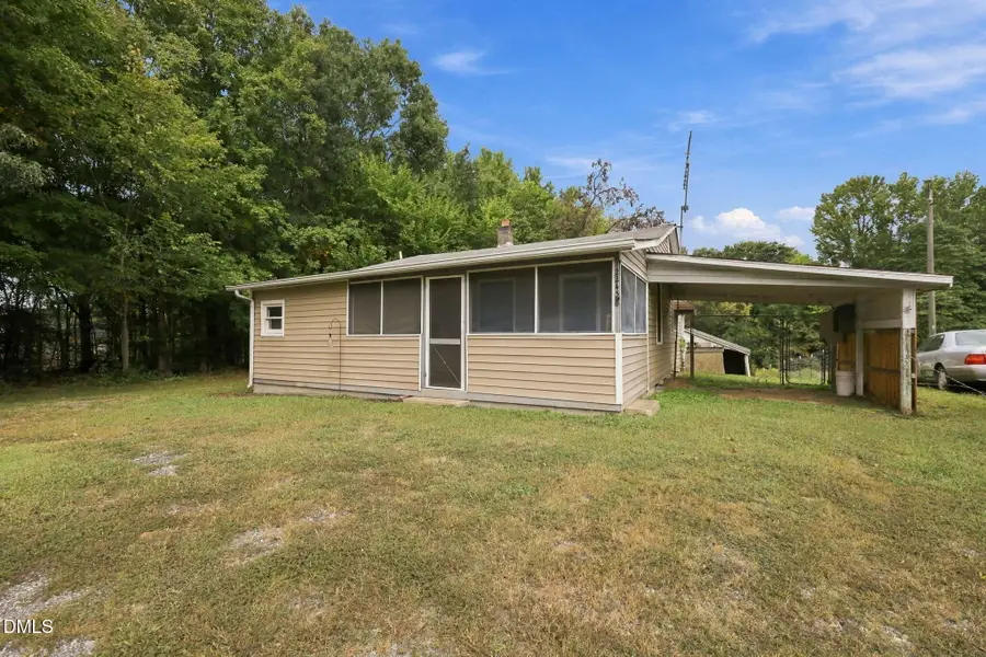 2243 Durham Street Extension, Burlington, NC 27217 - #2