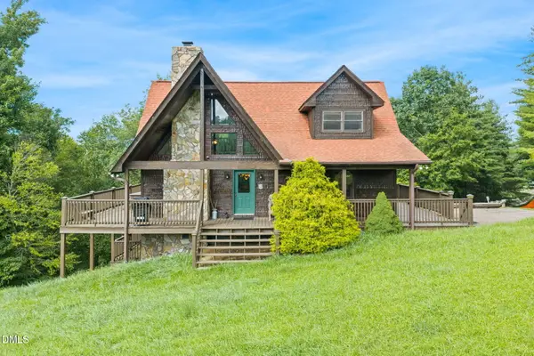 1003 Deerwood Road, Piney Creek, NC 28663