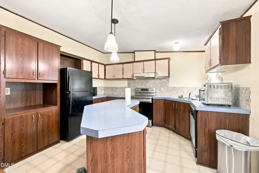 175 Sun Oaks Court, Benson, NC 27504 - #2