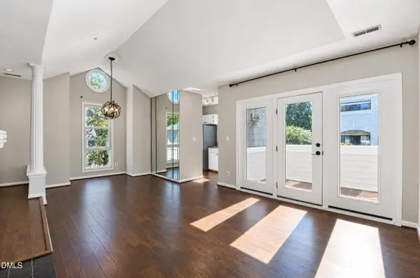 1021 Brighthurst Drive, Raleigh, NC 27605