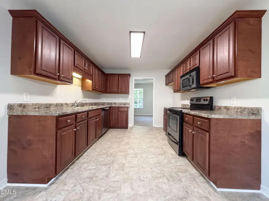 123 Gatwick Court, Clayton, NC 27520 - #2