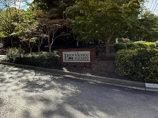 8200 Hempshire Place, Raleigh, NC 27613