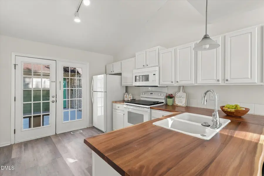 106 Ethans Glen Court, Cary, NC 27513 - #3