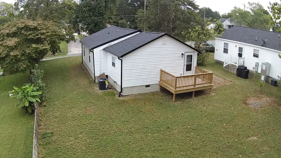 704 Richmond Avenue, Burlington, NC 27217 - #3