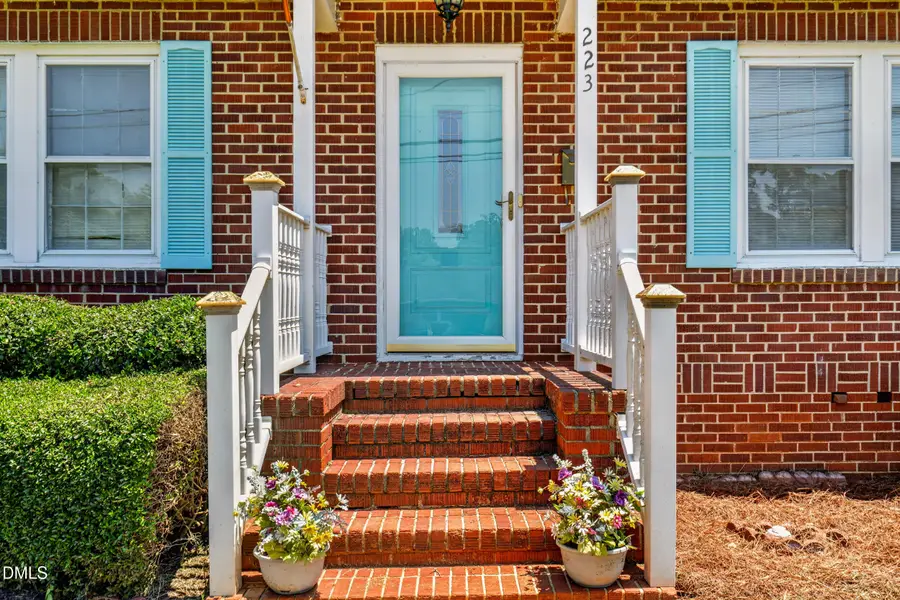 223 S 3rd Avenue, Siler City, NC 27344 - #2