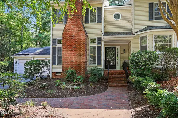 308 Baneberry Close, Pittsboro, NC 27312
