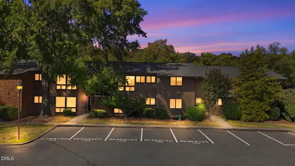305 Oak Tree, Chapel Hill, NC 27517