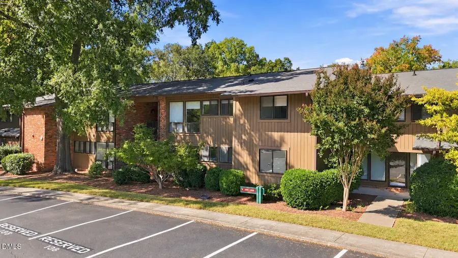 305 Oak Tree, Chapel Hill, NC 27517 - #3