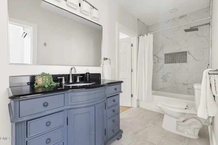 530 W King Street, Hillsborough, NC 27278 - #3