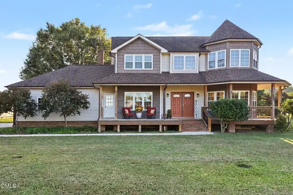 1616 Farm Tractor Run, Willow Springs, NC 27592
